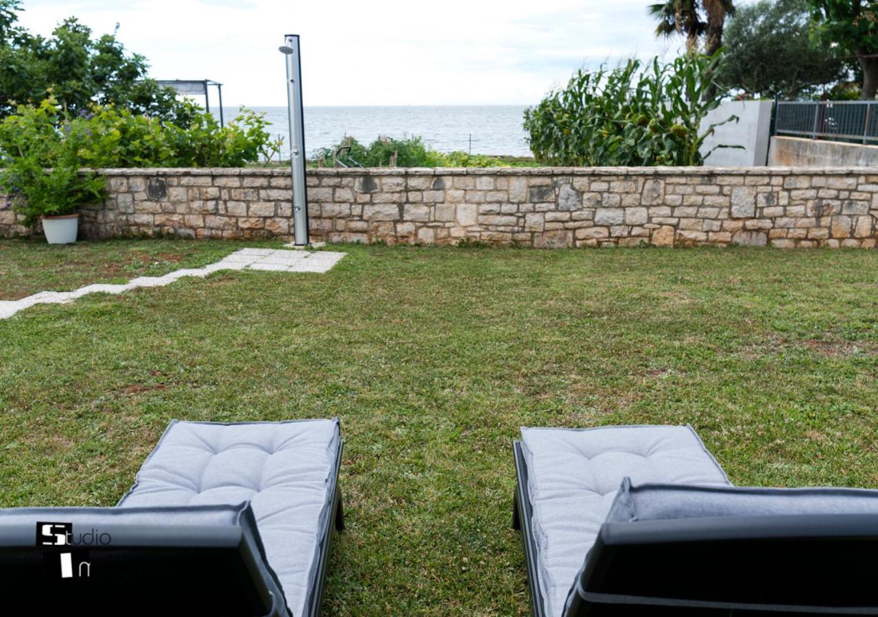 Charming Stone Cottage By The Sea Umag Exterior photo